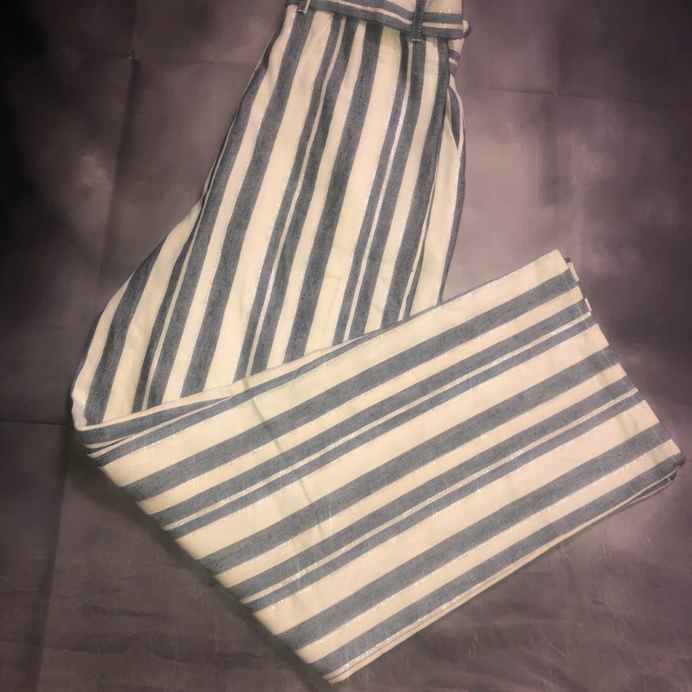 SOLD  New Alice and olive pants